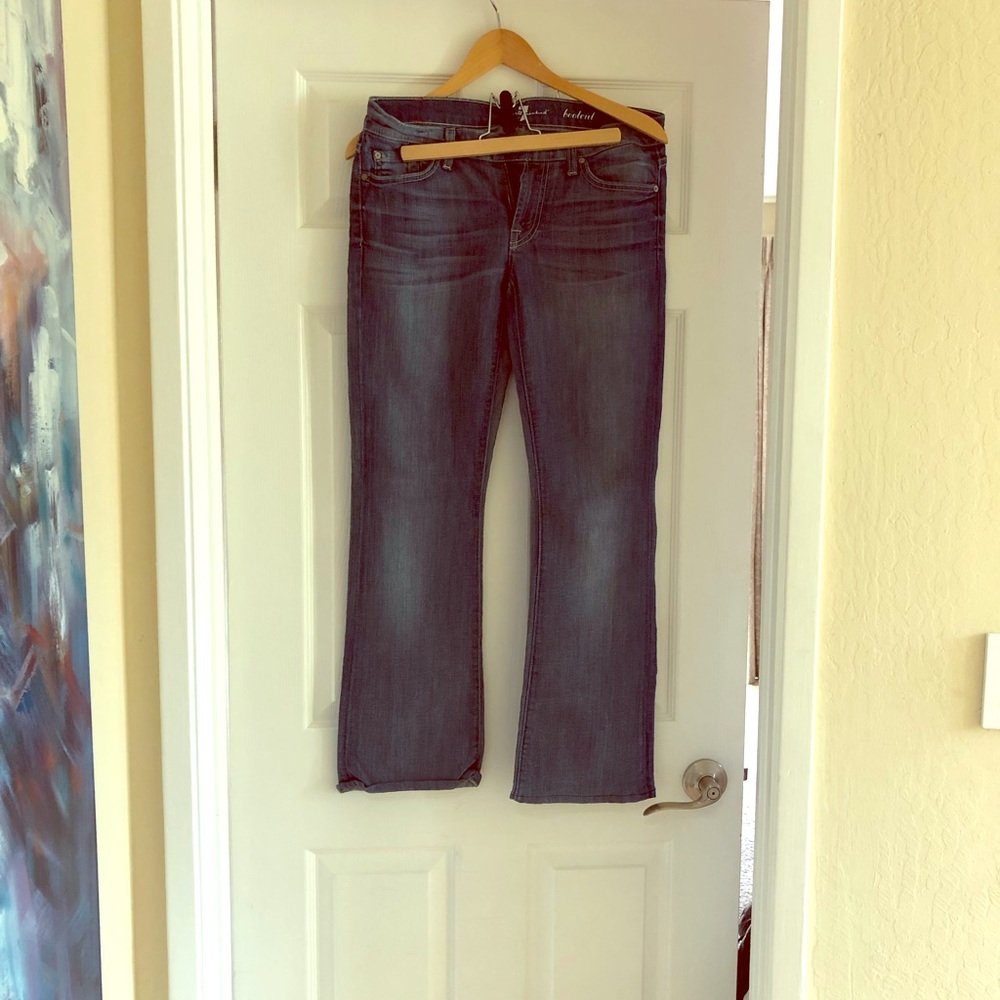 Seven jeans
